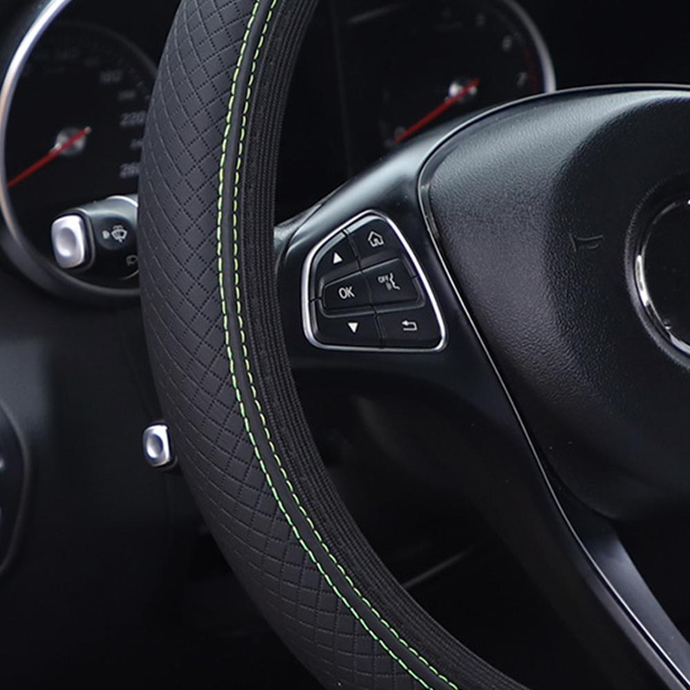 Housse de volant en cuir soupl - Steering Wheel Cover avis et prix